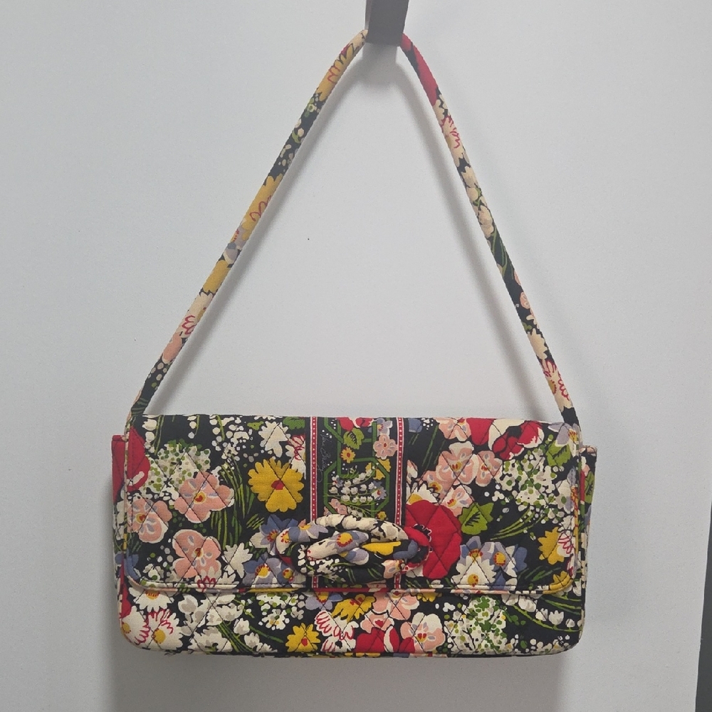 Vera Bradley "Knot Just A Clutch" Retired Poppy Fields Pattern